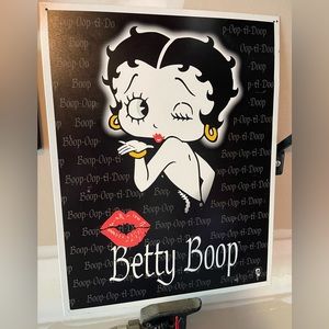 Betty Boop Kiss Retro metal sign